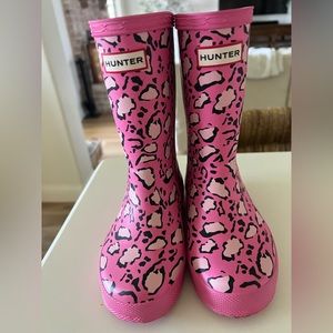 Hunter rain boots. Pink animal print. Toddler size US 11. Worn 1x.